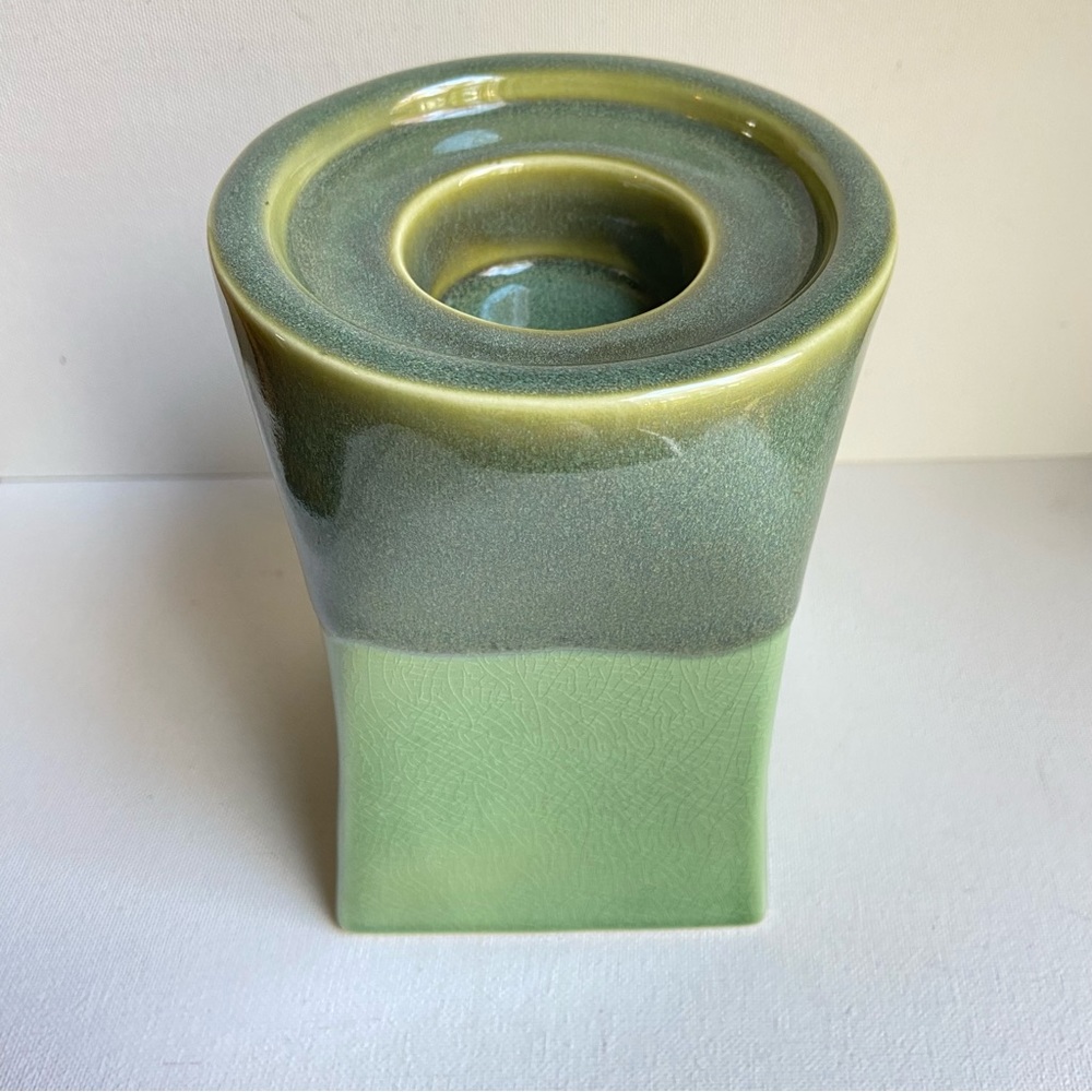 PartyLite Nature’s Garden pillar candle holder green glaze on ceramic P9183